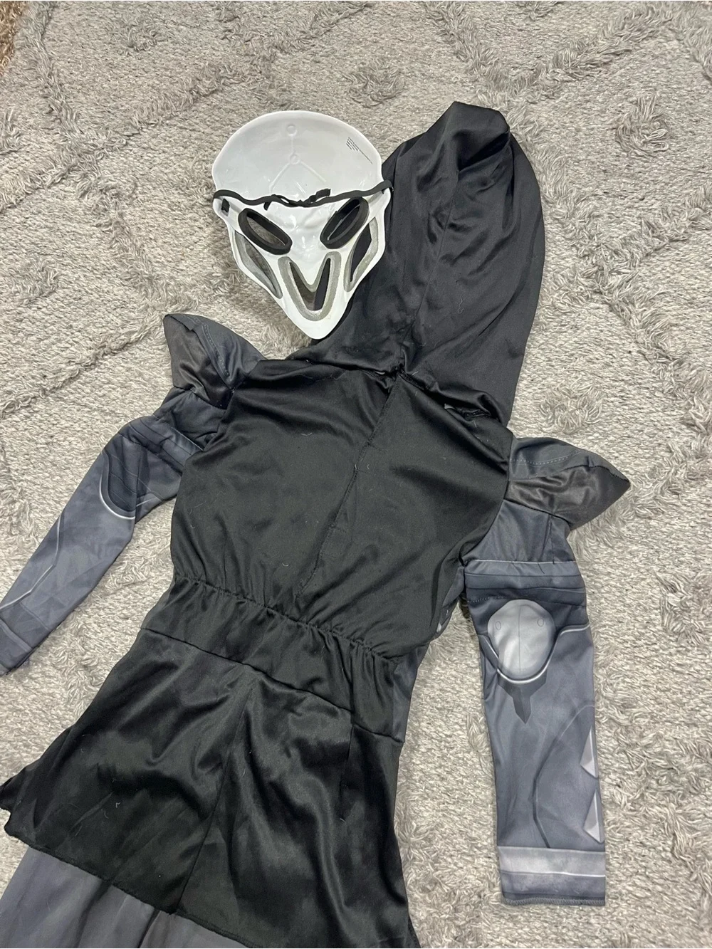 Overwatch Reaper Size SM 4-6YRS Kids Halloween Costume w/ Mask Complete Set EUC